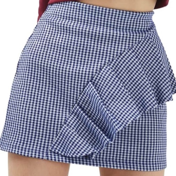 Topshop Dresses & Skirts - Host Pick NWT Blue Plaid Gingham Ruffle Mini Skirt